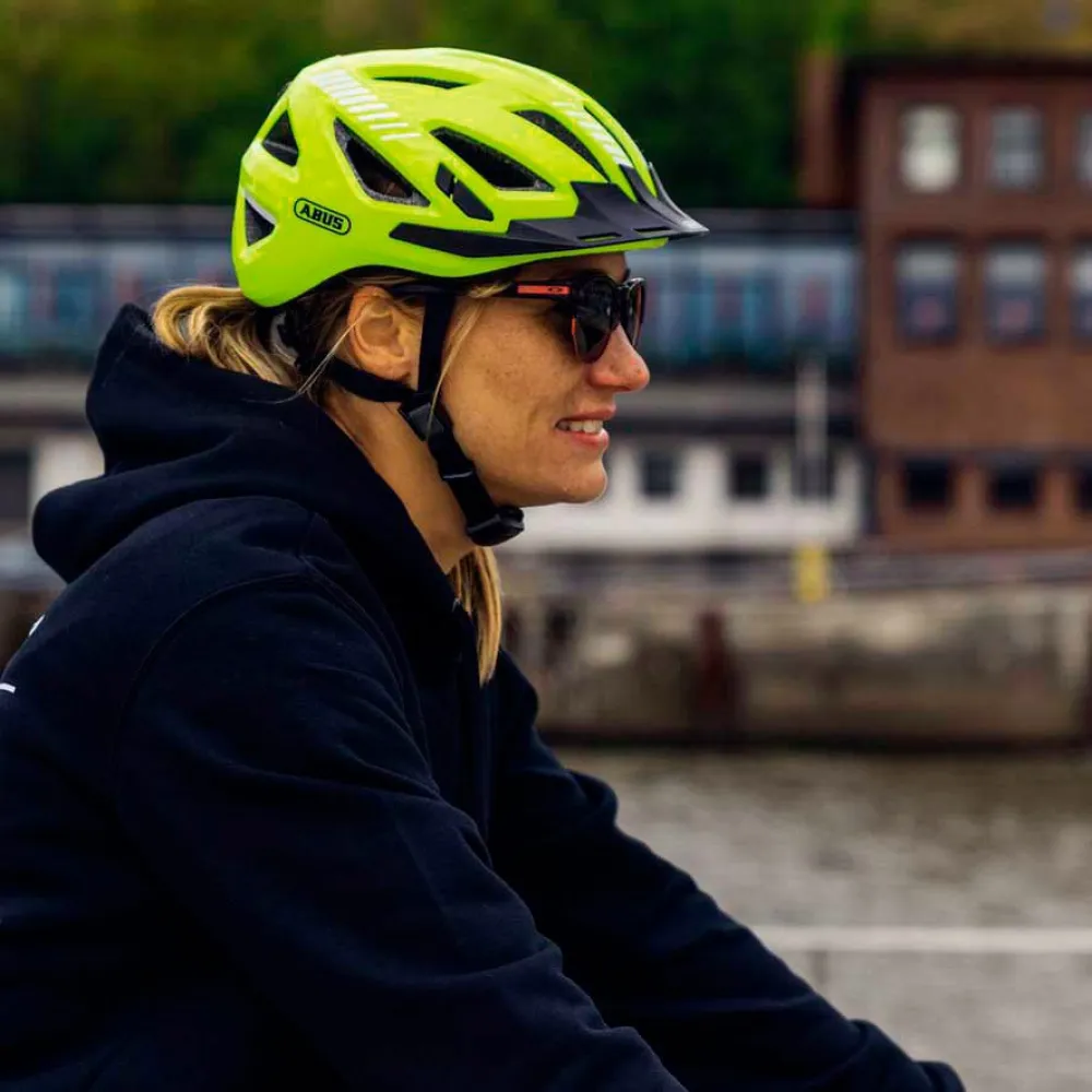 Abus Urban-I 3.0 Helmet 4 Abus Urban-I 3.0 Helmet - Image 4